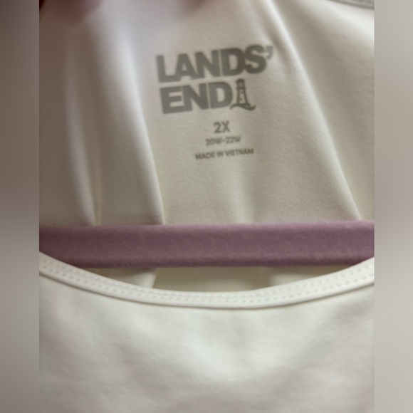 Land’s End Women’s UPF50 rash guard #2 - Picture 2 of 5